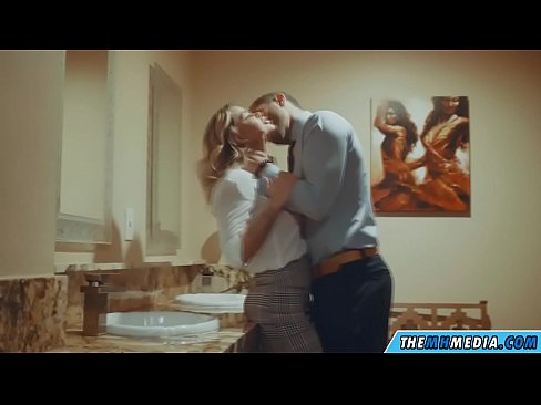 ❤️ Wanneer een rondborstige blondine je verleidt in een openbaar toilet ️❌ Super sex at nl.tube-sexer.ru ️❤